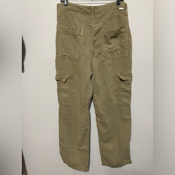 MOTHER The Private Cargo Sneak Jeans Size 32 in Olive Green - Picture 7 of 13